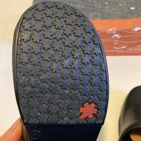 Dansko XP black mule clog size 41 slip resistant nurse shoe - Picture 10 of 16